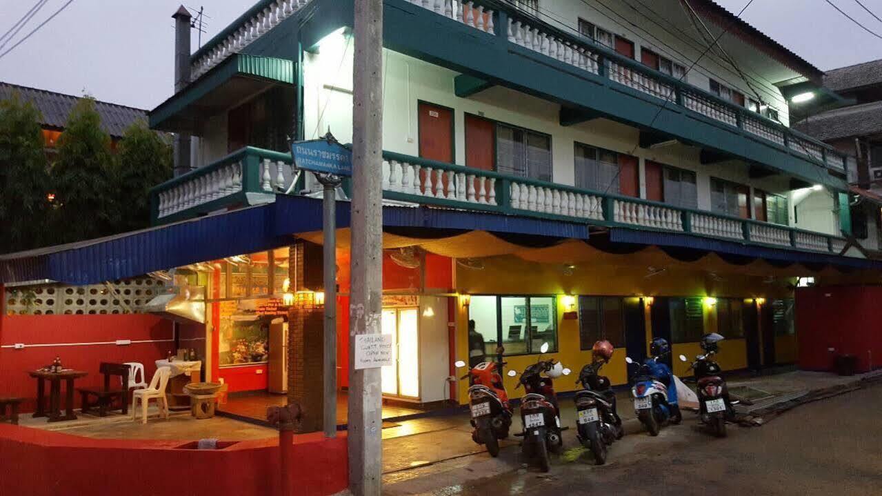 清邁 泰国宾馆酒店 外观 照片